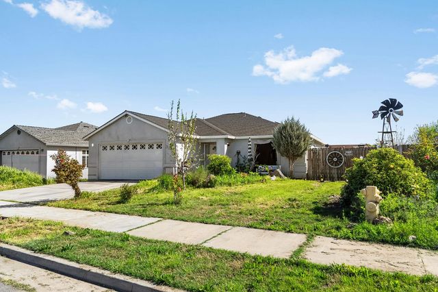 3240 4th St, Biggs, CA 95917