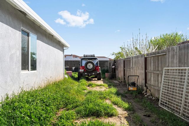 3240 4th St, Biggs, CA 95917