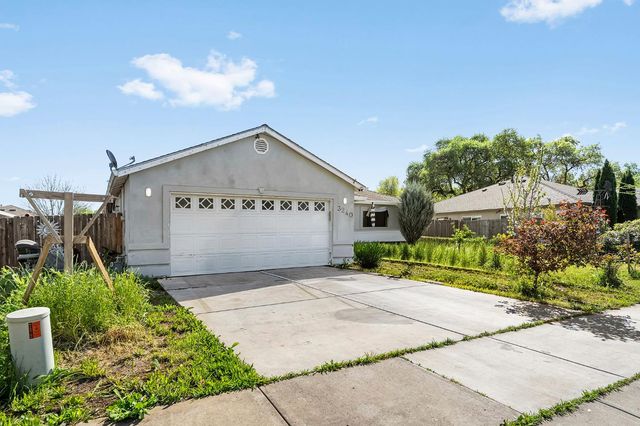 3240 4th St, Biggs, CA 95917