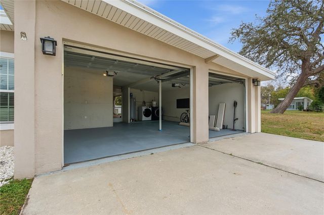 327 SUNNY LANE, Belleair, FL 33756