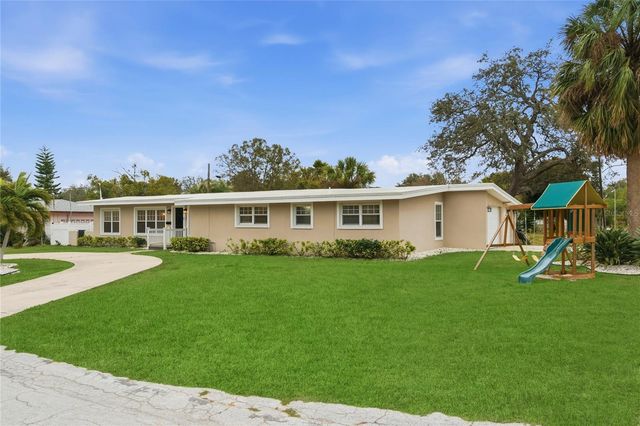 327 SUNNY LANE, Belleair, FL 33756