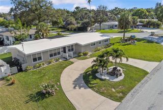 327 SUNNY LANE, Belleair, FL 33756