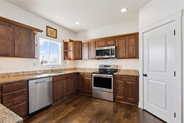 260 SE Dorr Court, Pleasant Hill, IA 50327