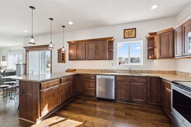 260 SE Dorr Court, Pleasant Hill, IA 50327