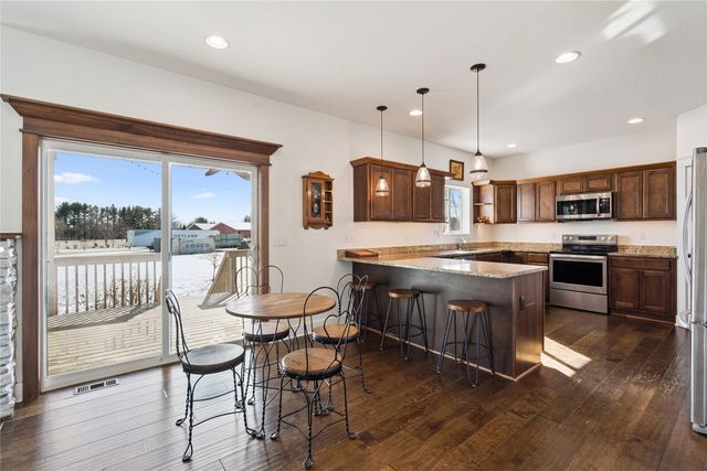 260 SE Dorr Court, Pleasant Hill, IA 50327