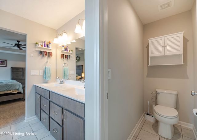 127 Goldeneye Ct, Shepherdsville, KY 40165