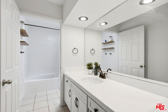 8515 Falmouth Avenue 419, Playa Del Rey (los Angeles), CA 90293