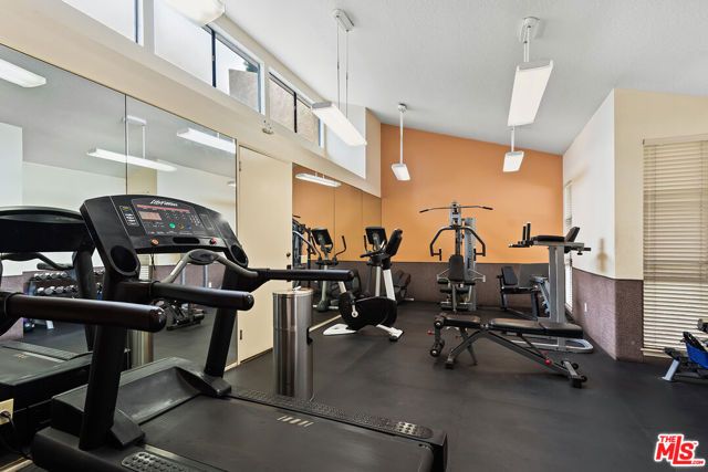 8515 Falmouth Avenue 419, Playa Del Rey (los Angeles), CA 90293