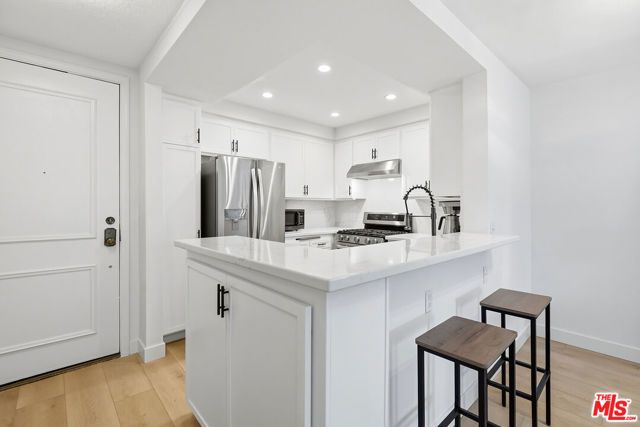 8515 Falmouth Avenue 419, Playa Del Rey (los Angeles), CA 90293
