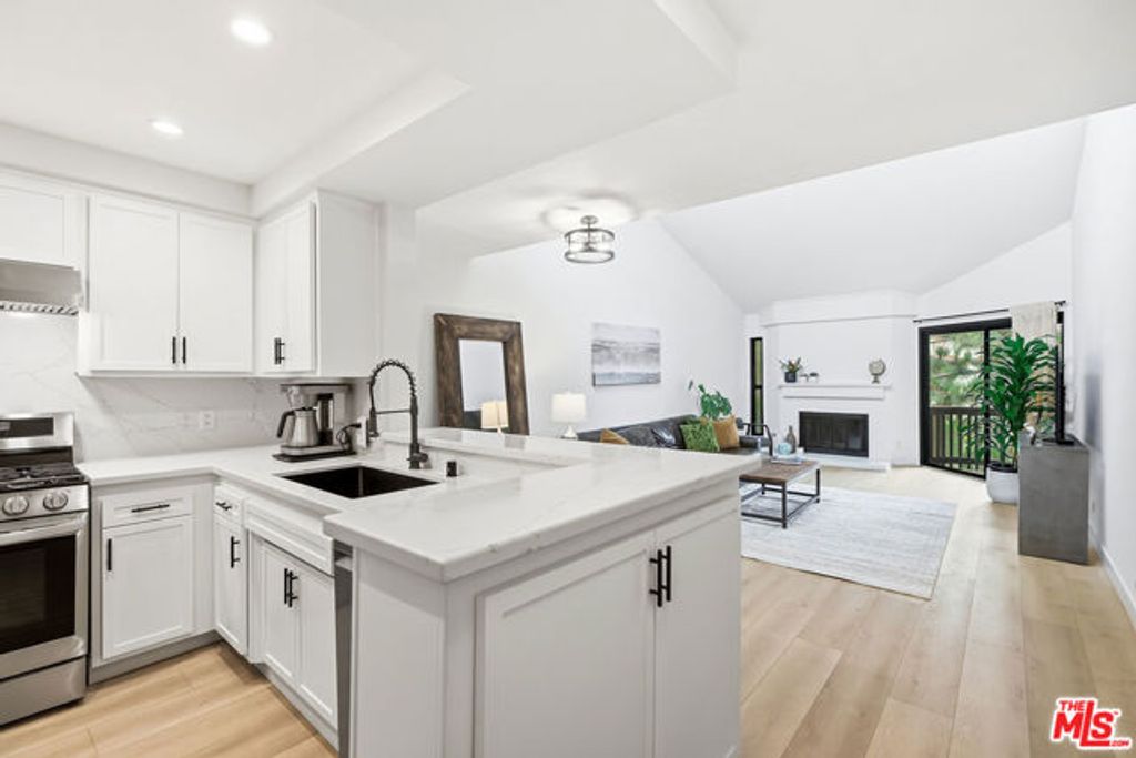 8515 Falmouth Avenue 419, Playa Del Rey (los Angeles), CA 90293