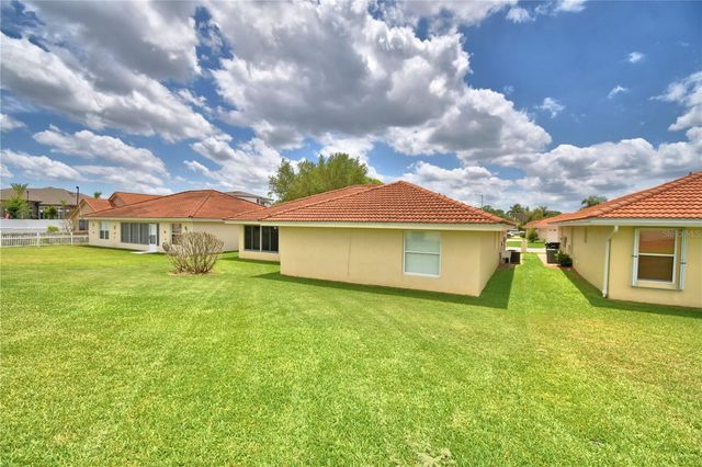 142 MORNING GLORY CIRCLE, Winter Haven, FL 33884