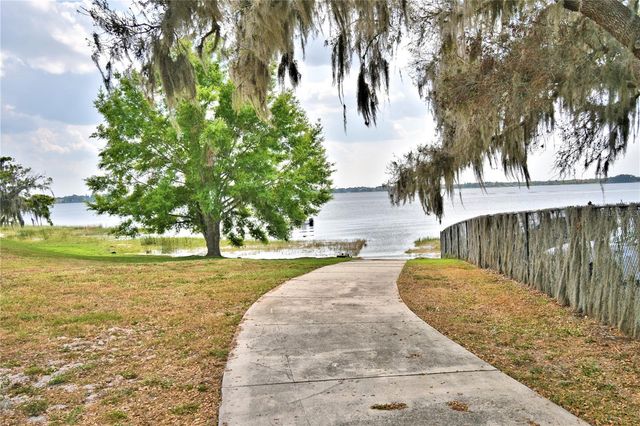 142 MORNING GLORY CIRCLE, Winter Haven, FL 33884
