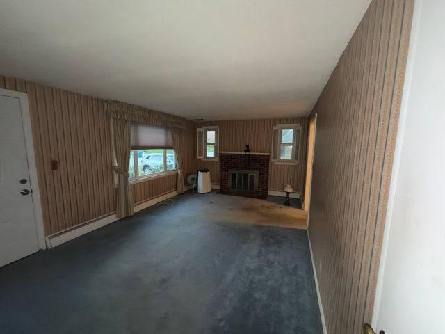 648 North Street, Tewksbury, MA 01876