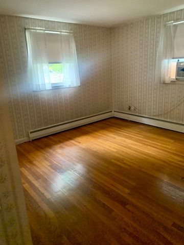 648 North Street, Tewksbury, MA 01876