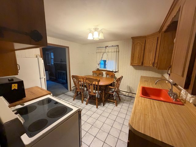 648 North Street, Tewksbury, MA 01876
