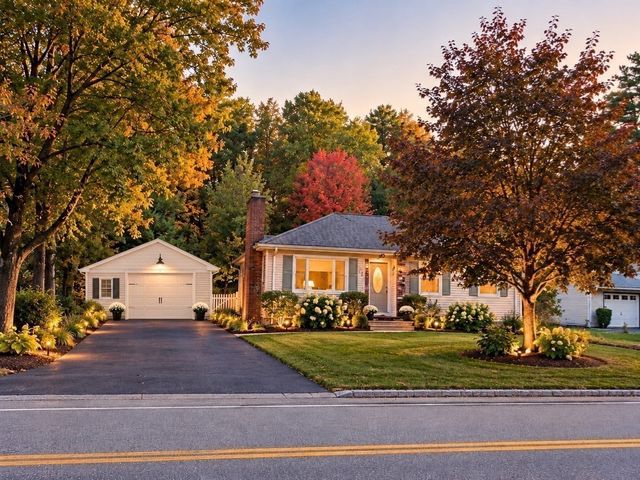648 North Street, Tewksbury, MA 01876