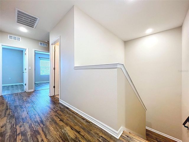 597 52ND TERRACE N, St Petersburg, FL 33703