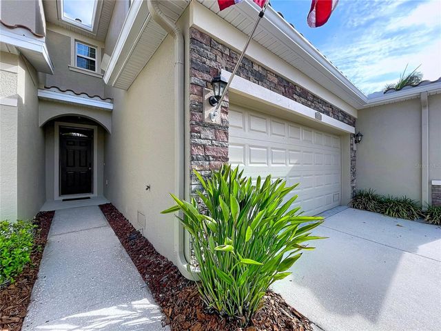 597 52ND TERRACE N, St Petersburg, FL 33703