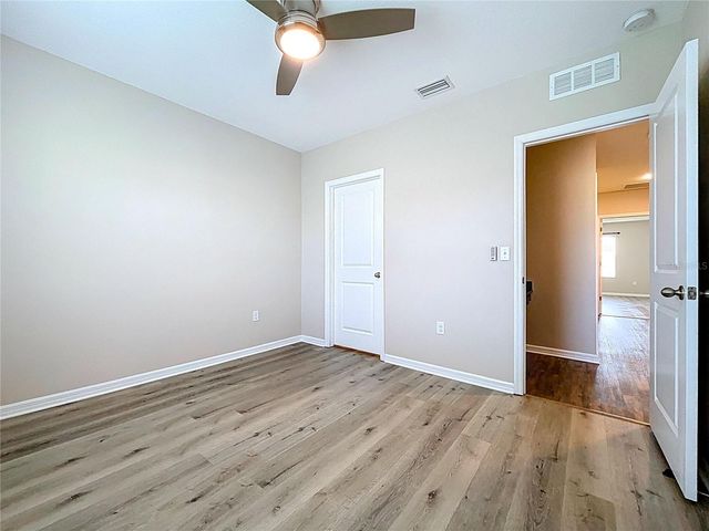 597 52ND TERRACE N, St Petersburg, FL 33703