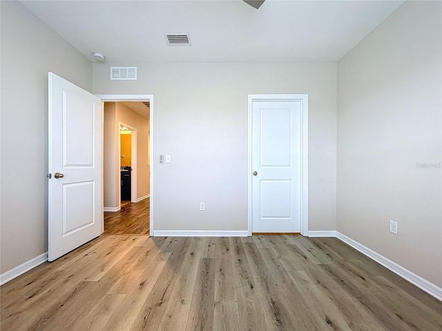 597 52ND TERRACE N, St Petersburg, FL 33703