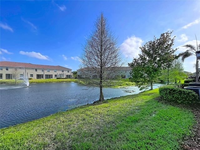 597 52ND TERRACE N, St Petersburg, FL 33703