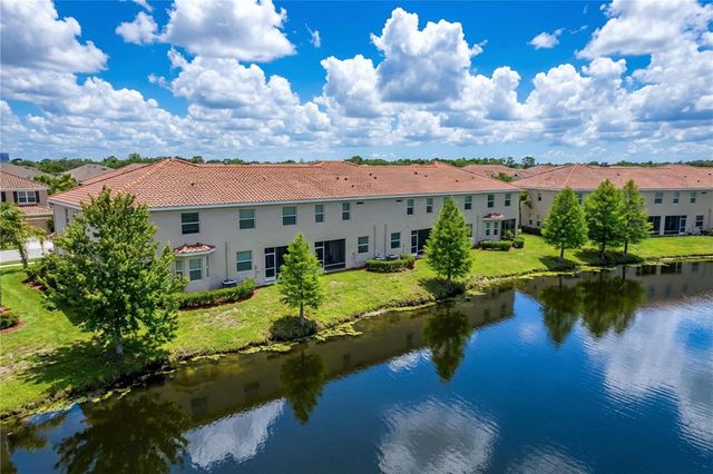 597 52ND TERRACE N, St Petersburg, FL 33703