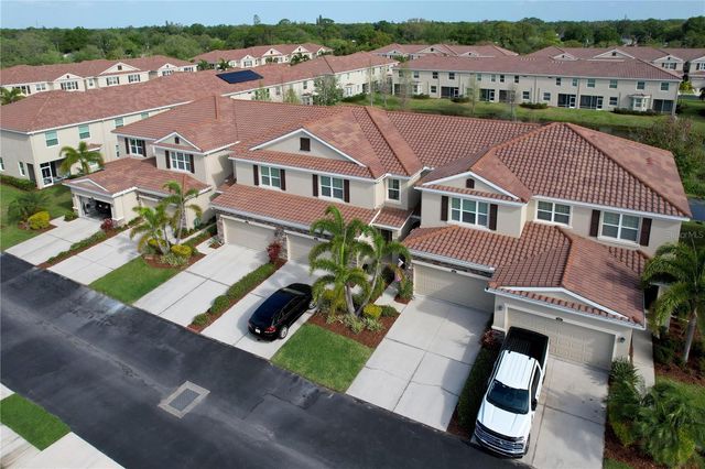 597 52ND TERRACE N, St Petersburg, FL 33703