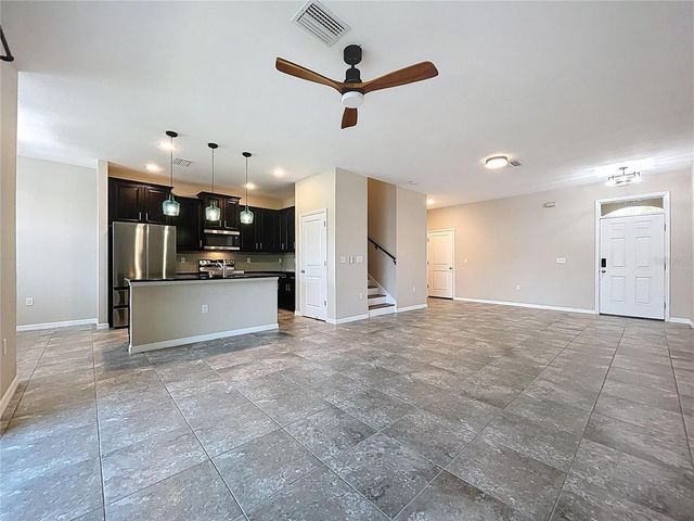 597 52ND TERRACE N, St Petersburg, FL 33703