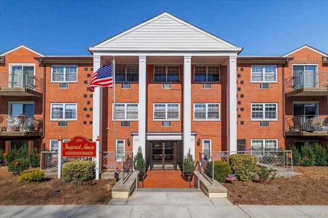250 N Village Avenue A-16, Rockville Centre, NY 11570