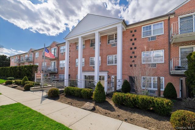 250 N Village Avenue A-16, Rockville Centre, NY 11570