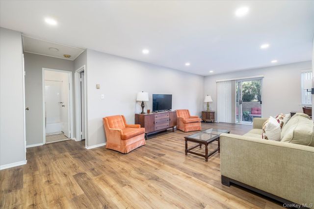 250 N Village Avenue A-16, Rockville Centre, NY 11570