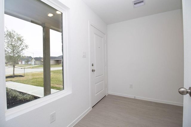 2092 Cedar Way Drive, Conroe, TX 77301