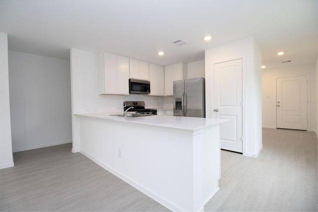 2092 Cedar Way Drive, Conroe, TX 77301