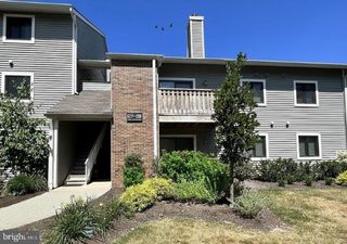 5220 RAVENS CREST DR, Plainsboro, NJ 08536