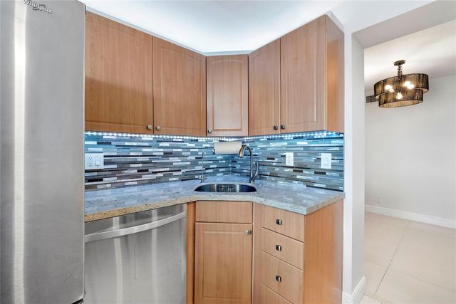 1505 N Riverside Drive 1003, Pompano Beach, FL 33062