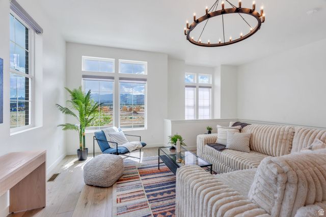10907 S LAKE RUN RD, South Jordan, UT 84009