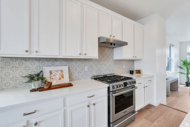 10907 S LAKE RUN RD, South Jordan, UT 84009