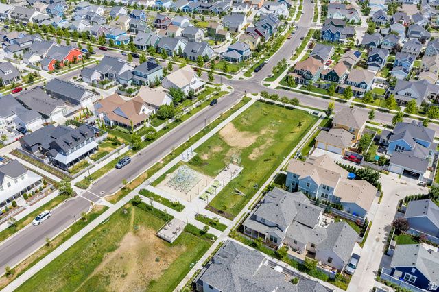 10907 S LAKE RUN RD, South Jordan, UT 84009