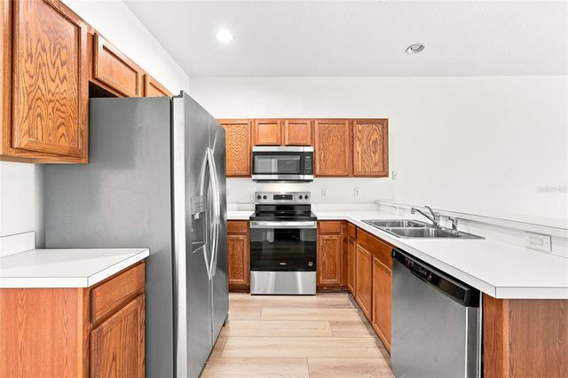 12907 KINGS CROSSING DRIVE, Gibsonton, FL 33534