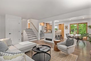 370 Longfellow Avenue, Worthington, OH 43085
