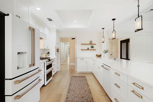 10509 Loring DR, Austin, TX 78750