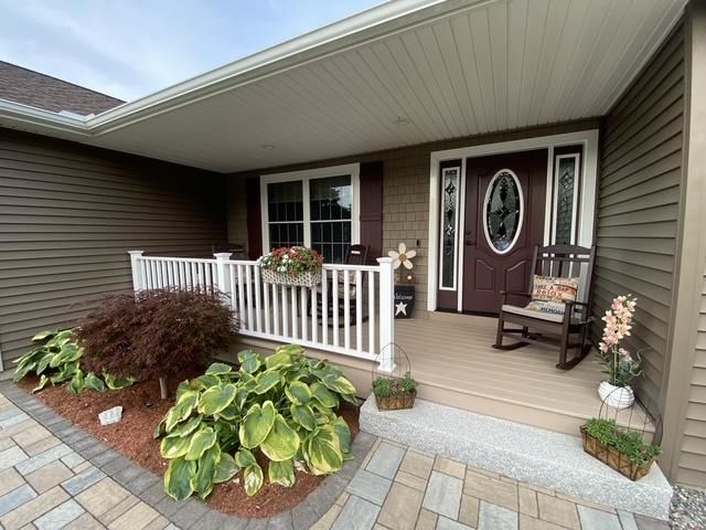7 Pendleton Road, Laconia, NH 03246
