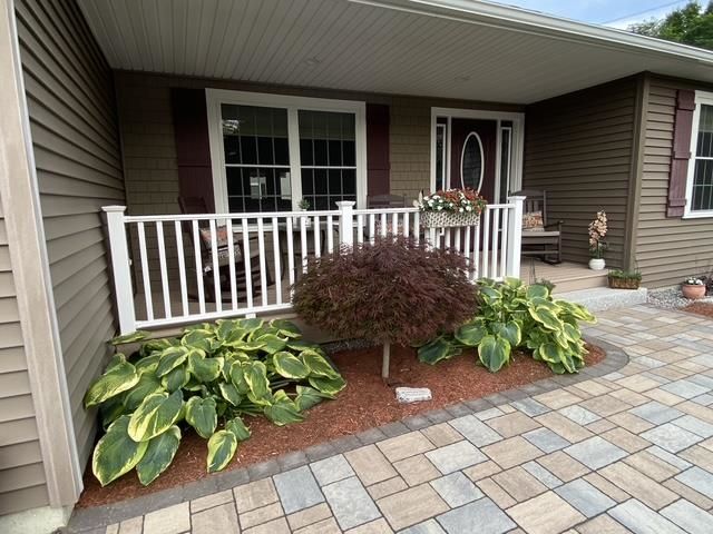 7 Pendleton Road, Laconia, NH 03246