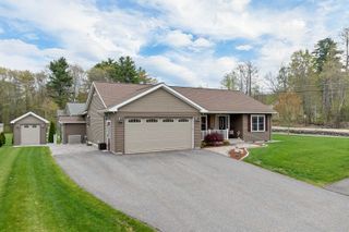 7 Pendleton Road, Laconia, NH 03246