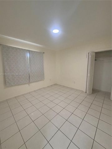 3821 SW 89th Court Front, Miami, FL 33165