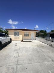 3821 SW 89th Court Front, Miami, FL 33165