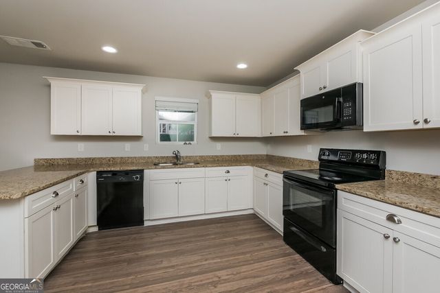 405 Invector Court, Locust Grove, GA 30248