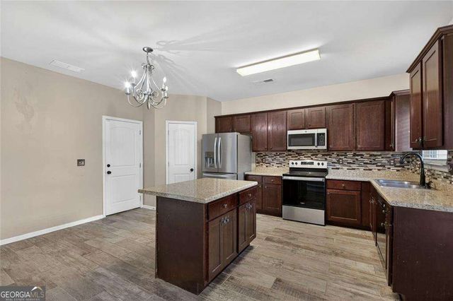 1027 Grenier Terrace, Lawrenceville, GA 30045