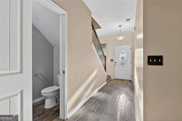 1027 Grenier Terrace, Lawrenceville, GA 30045