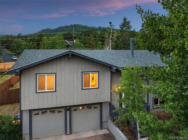 720 W Northwoods Drive, Woodland Park, CO 80863